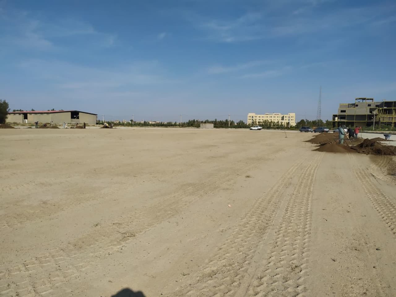 تصویر زمین چمن طبیعی دانشگاه زابل