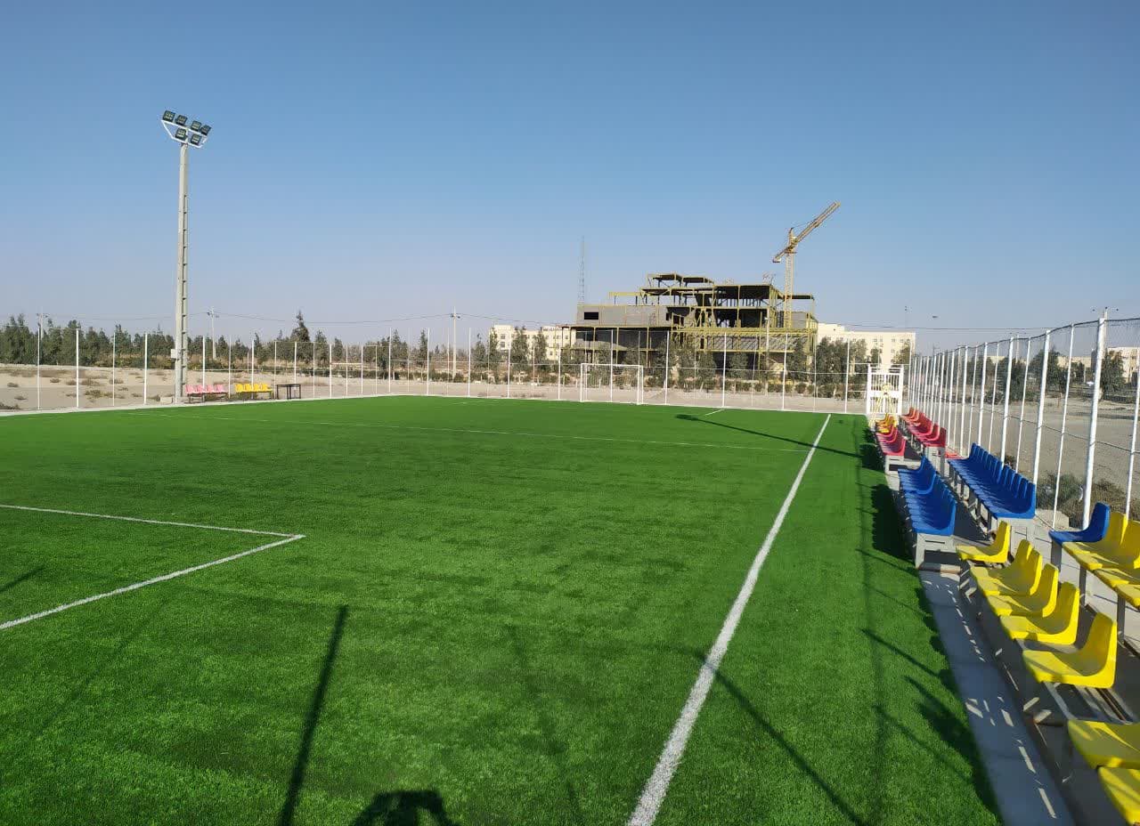 تصویر زمین چمن مصنوعی شماره 2